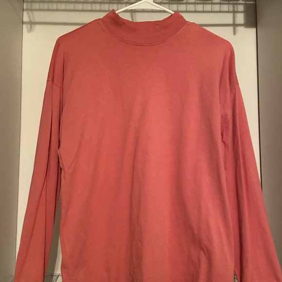 SOLD!!!! ARITZIA BUBBLE GUM PINK MOC NECK - Picture 1 of 2